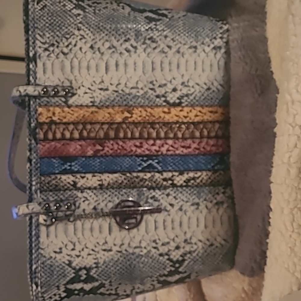 Ladies large handbag